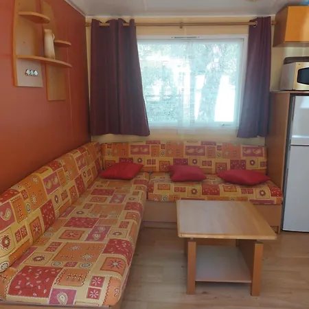Mobil Au Calme Kamp alanı